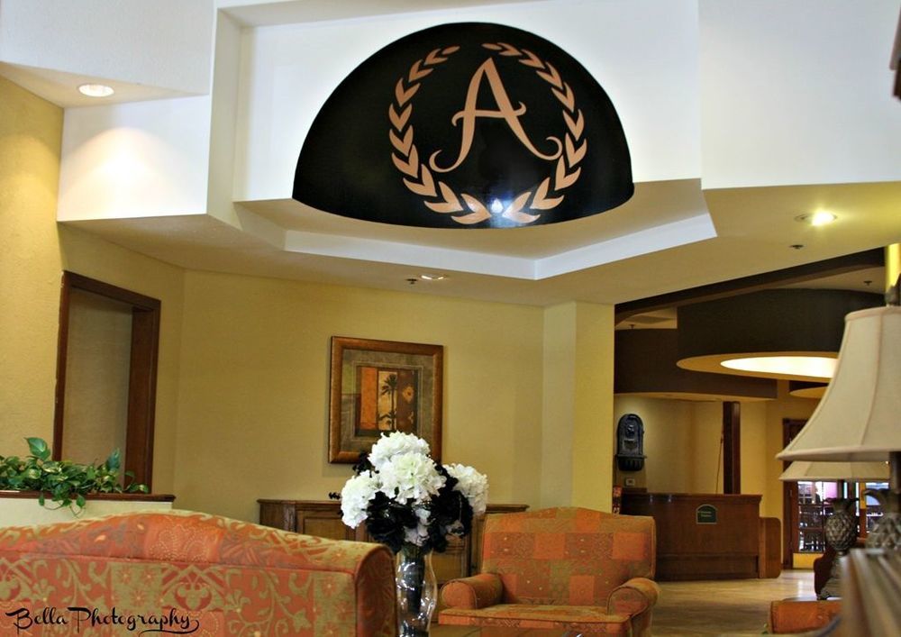 Rodeway Inn Orange Park Interior photo